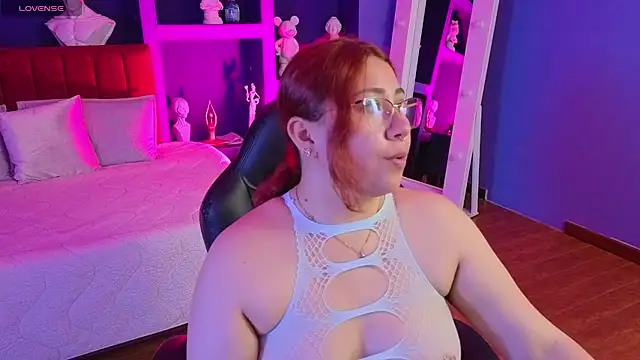 littlee red online show from March 14, 2026, 8:04 pm