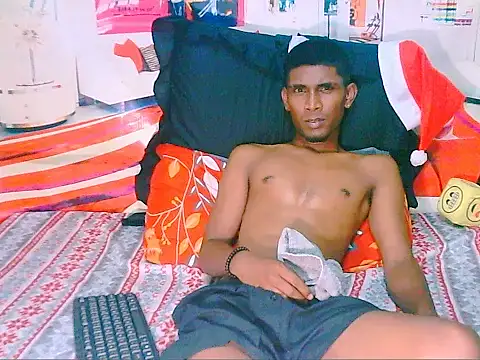 Snapshot of IndianThuggin chatting on December 17, 2025, 10:04 pm IndianThuggin online show from December 17, 2025, 10:04 pm