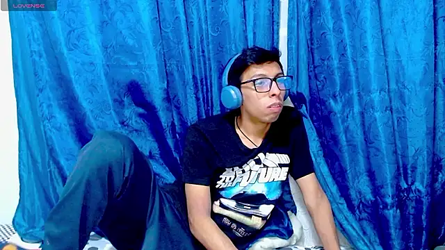 DavTwink3100 online show from February 7, 2026, 1:57 am