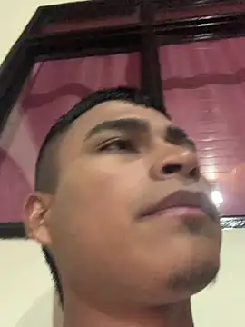 Emiliano Reyes online show from April 23, 2026, 4:52 am