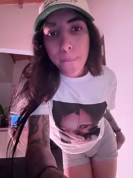 valeriahornier online show from February 16, 2026, 11:57 pm