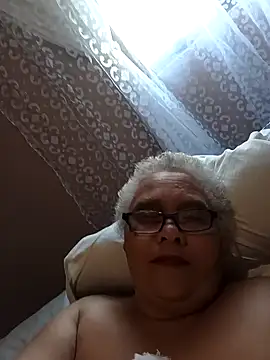 Snapshot of juicyboode chatting on October 25, 2025, 1:34 pm juicyboode online show from October 25, 2025, 1:34 pm