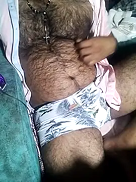 DesiBlackBull online show from October 29, 2025, 5:23 pm