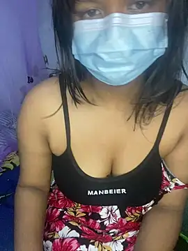 Luna Babe25 online show from October 18, 2025, 6:54 pm