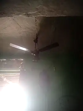 NEXIQRAN online show from November 22, 2025, 4:00 am