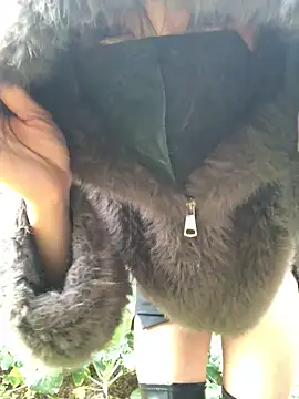 Kylie beem online show from December 20, 2025, 1:41 am