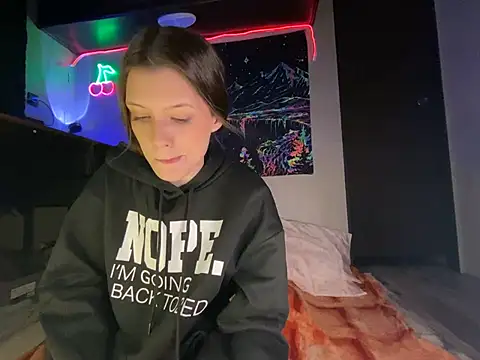 Thedeepwebcutie online show from February 28, 2026, 5:18 am