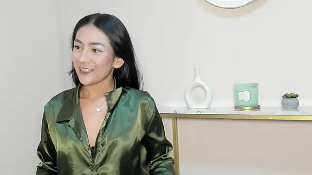 elissaWhite online show from March 17, 2026, 1:30 am