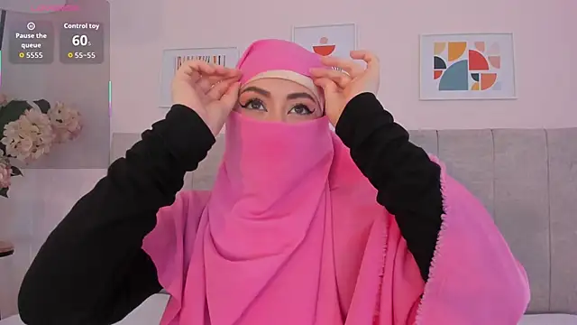 fatiima  online show from February 3, 2026, 8:03 pm