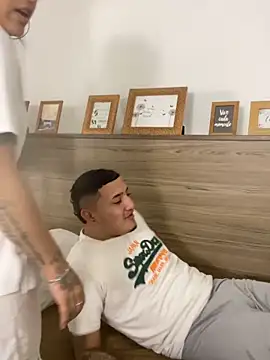 Snapshot of Demon_foxes chatting on November 27, 2025, 7:58 pm Demon foxes online show from November 27, 2025, 7:58 pm