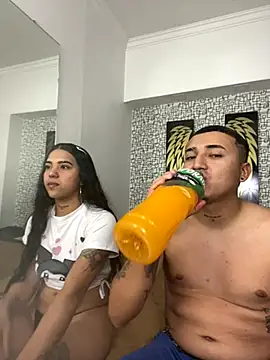 Snapshot of Demon_foxes chatting on November 3, 2025, 8:34 pm Demon foxes online show from November 3, 2025, 8:34 pm