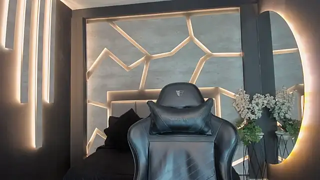 ArohomLester online show from November 6, 2025, 11:03 am