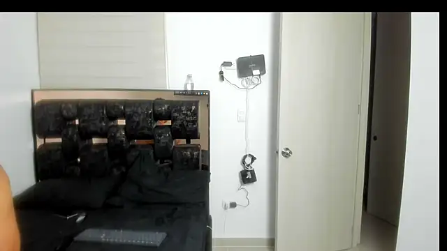 bicthxhard online show from October 30, 2025, 4:22 am