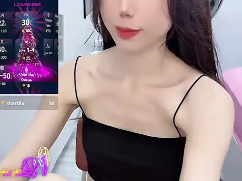 Snapshot of -Alicee- chatting on June 12, 2026, 4:38 pm -Alicee- online show from June 12, 2026, 4:38 pm
