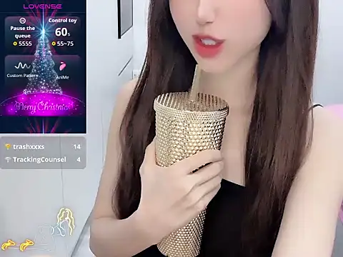 Snapshot of -Alicee- chatting on June 10, 2026, 7:31 am -Alicee- online show from June 10, 2026, 7:31 am