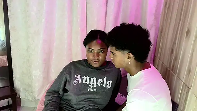 Snapshot of Pasion_morena chatting on November 23, 2025, 12:48 pm Pasion morena online show from November 23, 2025, 12:48 pm