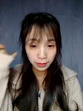 Monkey-0d online show from November 18, 2025, 7:11 am