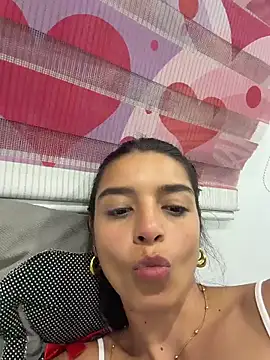 violeta365 online show from April 18, 2026, 3:20 am