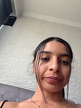 violeta365 online show from April 19, 2026, 6:10 pm