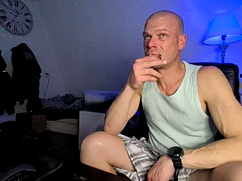 Kinky Play1 online show from February 26, 2026, 8:31 pm