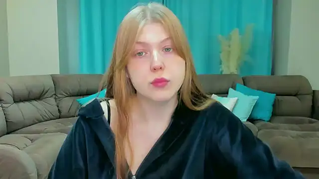 Snapshot of Stella_Light chatting on November 10, 2025, 4:28 am Stella Light online show from November 10, 2025, 4:28 am