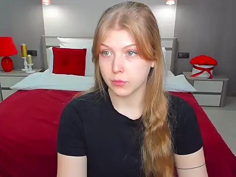 Snapshot of Stella_Light chatting on December 3, 2025, 10:58 am Stella Light online show from December 3, 2025, 10:58 am