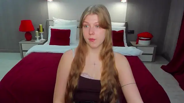 Snapshot of Stella_Light chatting on November 2, 2025, 5:51 pm Stella Light online show from November 2, 2025, 5:51 pm