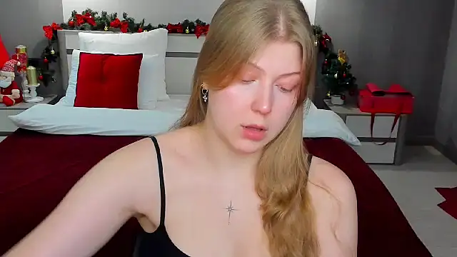 Stella Light online show from December 22, 2025, 4:12 am