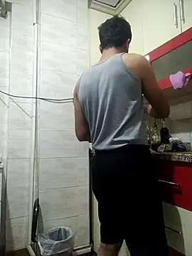 Snapshot of Axe-man_44 chatting on November 21, 2025, 3:22 pm Axe-man 44 online show from November 21, 2025, 3:22 pm