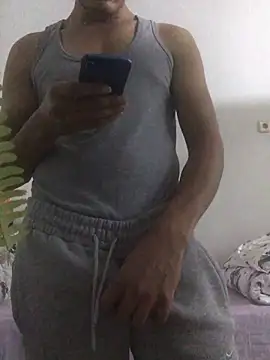 Snapshot of Axe-man_44 chatting on October 25, 2025, 3:23 pm Axe-man 44 online show from October 25, 2025, 3:23 pm