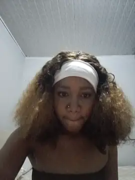 sexy-portable online show from October 19, 2025, 9:28 pm