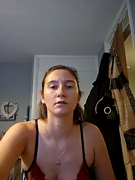 Snapshot of SashaBabyxx chatting on November 2, 2025, 7:46 am SashaBabyxx online show from November 2, 2025, 7:46 am