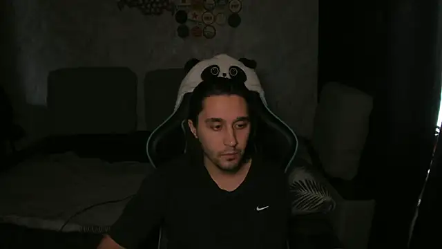 Pohyi  online show from March 4, 2026, 3:14 am