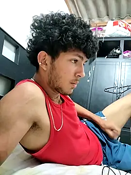 Snapshot of LyliaWood chatting on November 9, 2025, 8:24 pm LyliaWood online show from November 9, 2025, 8:24 pm