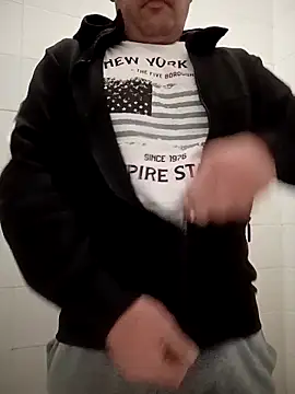 Romaeterna  online show from October 29, 2025, 6:07 pm