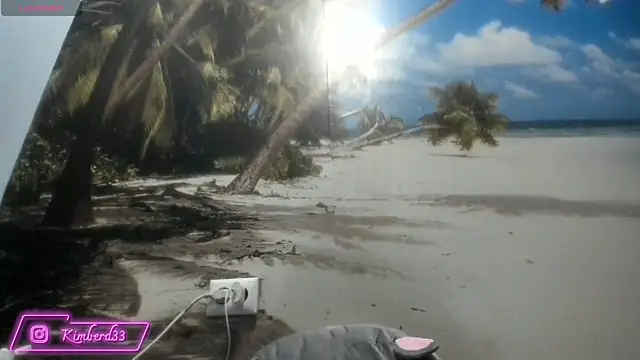 kimberd33 online show from April 19, 2026, 6:10 pm