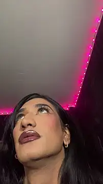 Snapshot of NikitaDragunXXX chatting on November 9, 2025, 6:39 am NikitaDragunXXX online show from November 9, 2025, 6:39 am