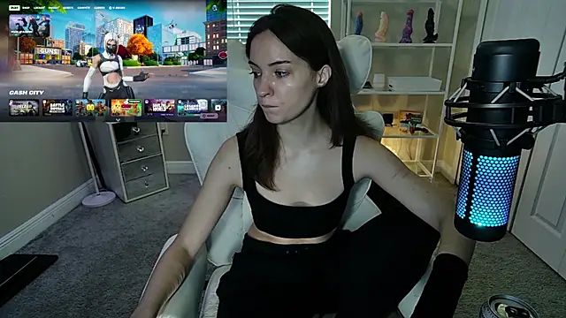 Snapshot of AngieFae_ chatting on April 28, 2026, 7:18 pm AngieFae online show from April 28, 2026, 7:18 pm