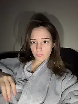 AngieFae  online show from December 1, 2025, 9:37 pm