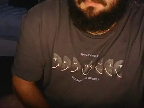 Snapshot of moneyman_11 chatting on October 26, 2025, 10:10 pm moneyman 11 online show from October 26, 2025, 10:10 pm