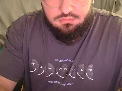 Snapshot of moneyman_11 chatting on December 17, 2025, 8:30 am moneyman 11 online show from December 17, 2025, 8:30 am