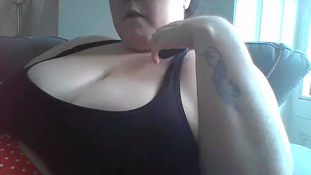 Maya 29x online show from July 10, 2026, 1:11 pm