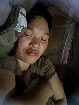 Snapshot of chipu06 chatting on January 18, 2026, 6:33 pm chipu06 online show from January 18, 2026, 6:33 pm