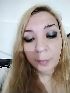 Snapshot of Shakyy6767 chatting on November 13, 2025, 4:27 am Shakyy6767 online show from November 13, 2025, 4:27 am