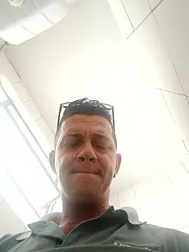 Snapshot of Cyborg45 chatting on February 13, 2026, 2:06 pm Cyborg45 online show from February 13, 2026, 2:06 pm