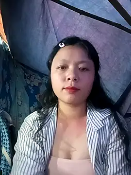 Snapshot of lisa-bae00 chatting on November 13, 2025, 10:08 am lisa-bae00 online show from November 13, 2025, 10:08 am