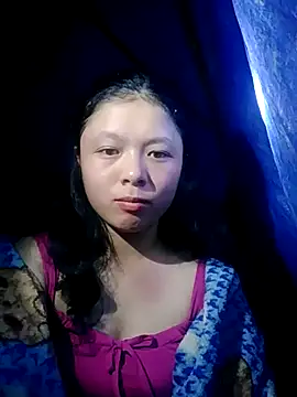 Snapshot of lisa-bae00 chatting on November 3, 2025, 10:19 am lisa-bae00 online show from November 3, 2025, 10:19 am