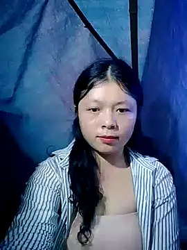 Snapshot of lisa-bae00 chatting on November 9, 2025, 9:57 am lisa-bae00 online show from November 9, 2025, 9:57 am