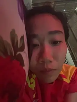 Snapshot of Candy_111 chatting on November 15, 2025, 5:22 am Candy 111 online show from November 15, 2025, 5:22 am