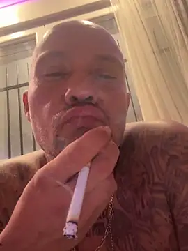 gitanoMad online show from November 16, 2025, 2:38 am